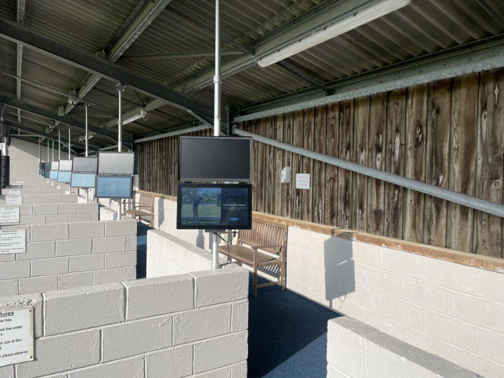 newquay driving range bays